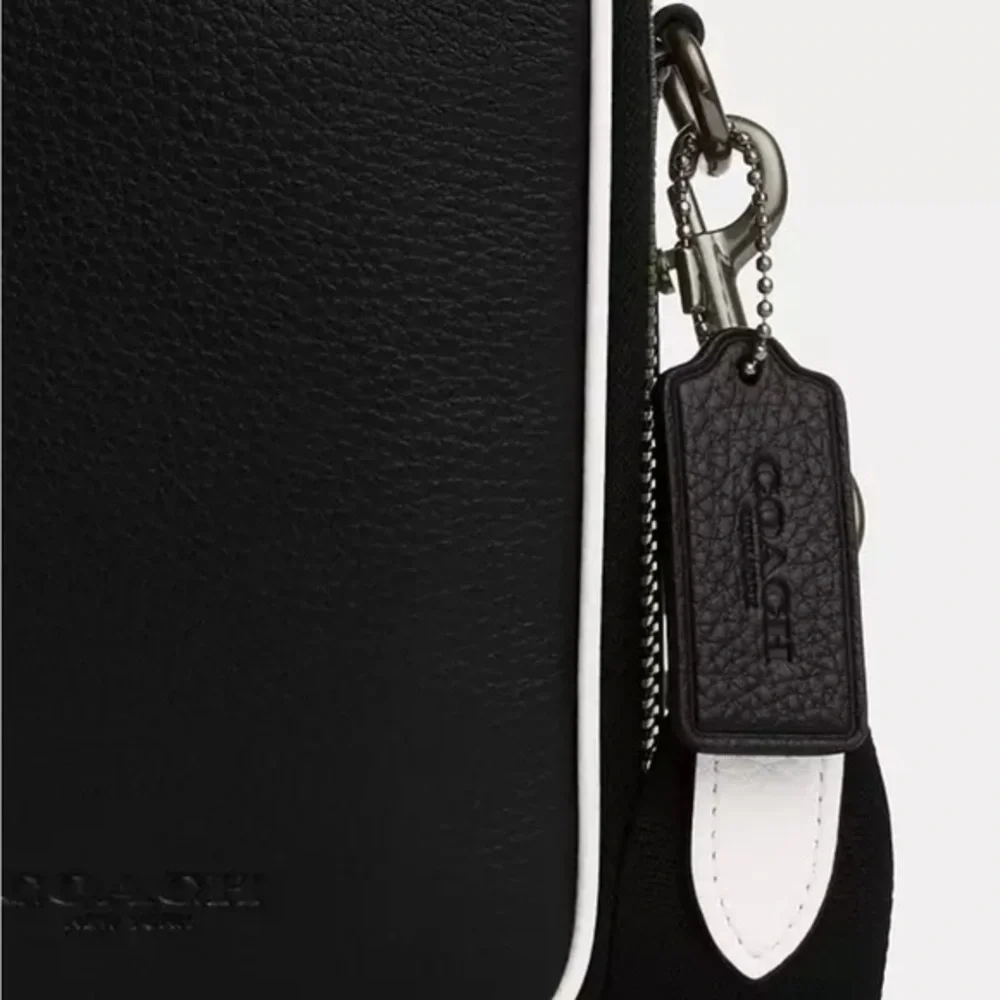NWT COACH Stanton Crossbody Black‎ Unisex Leather